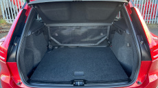 Volvo Xc40 2.0 B4P R DESIGN Pro 5dr Auto [7 speed] Petrol Estate